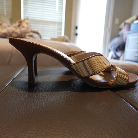 Etienne Aigner Kitten Heels Sandals - Picture 2 of 8